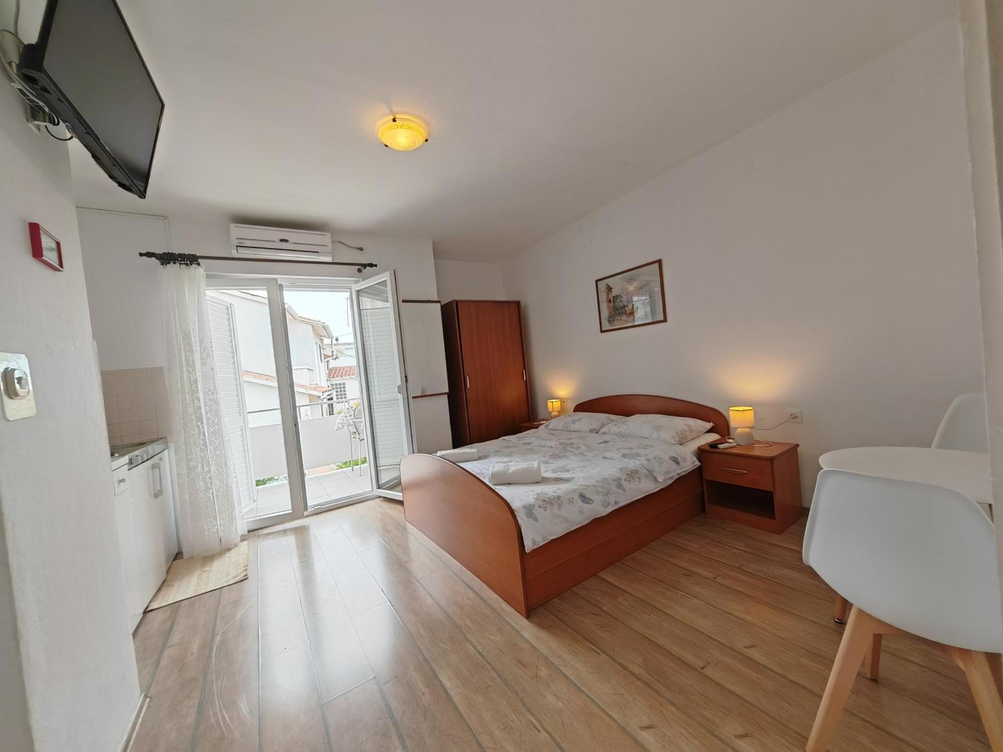 Apartments & Rooms Samohod Vodice Esterno foto